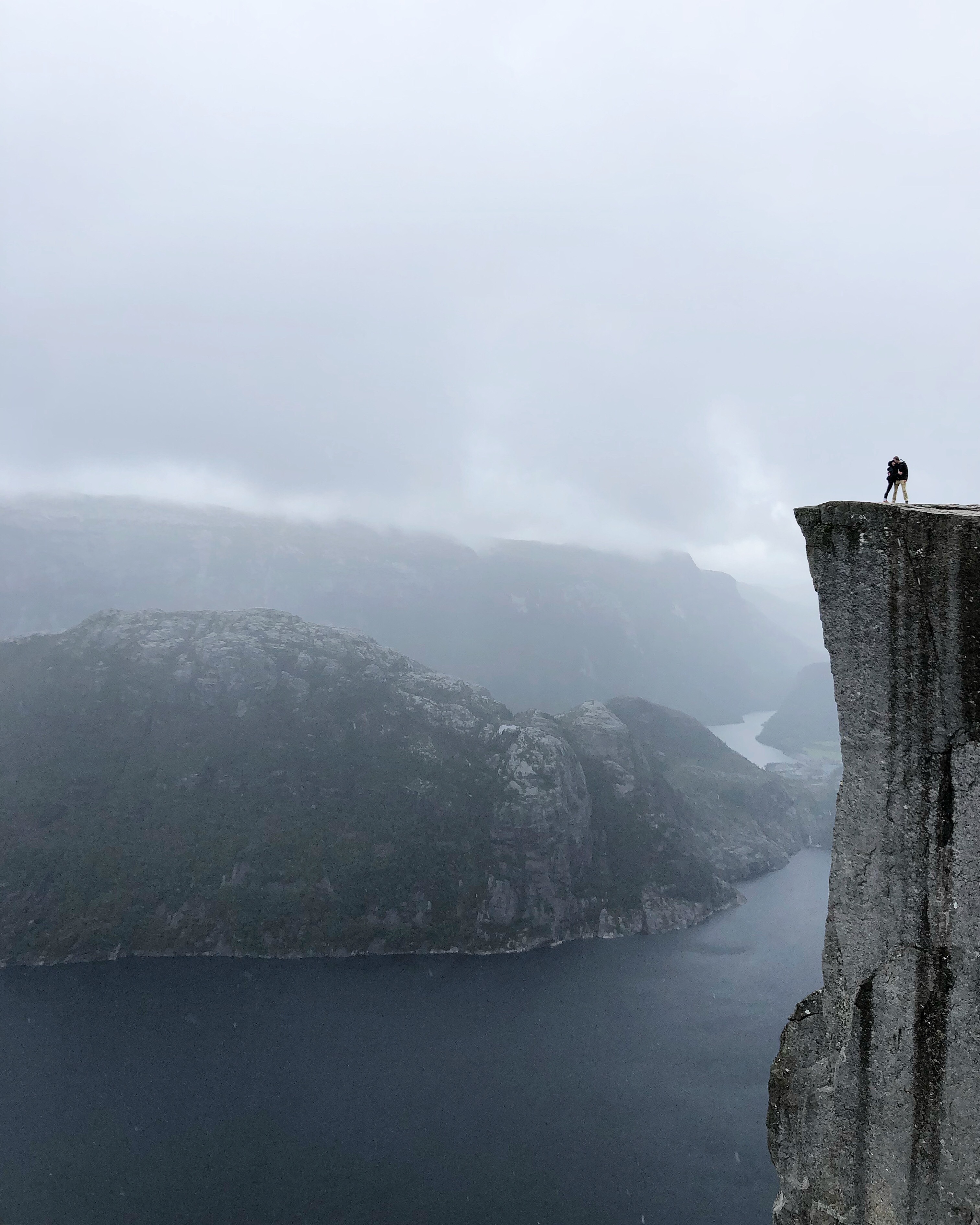 4B4949E8-966C-4D5D-9114-F35C2FFE0285