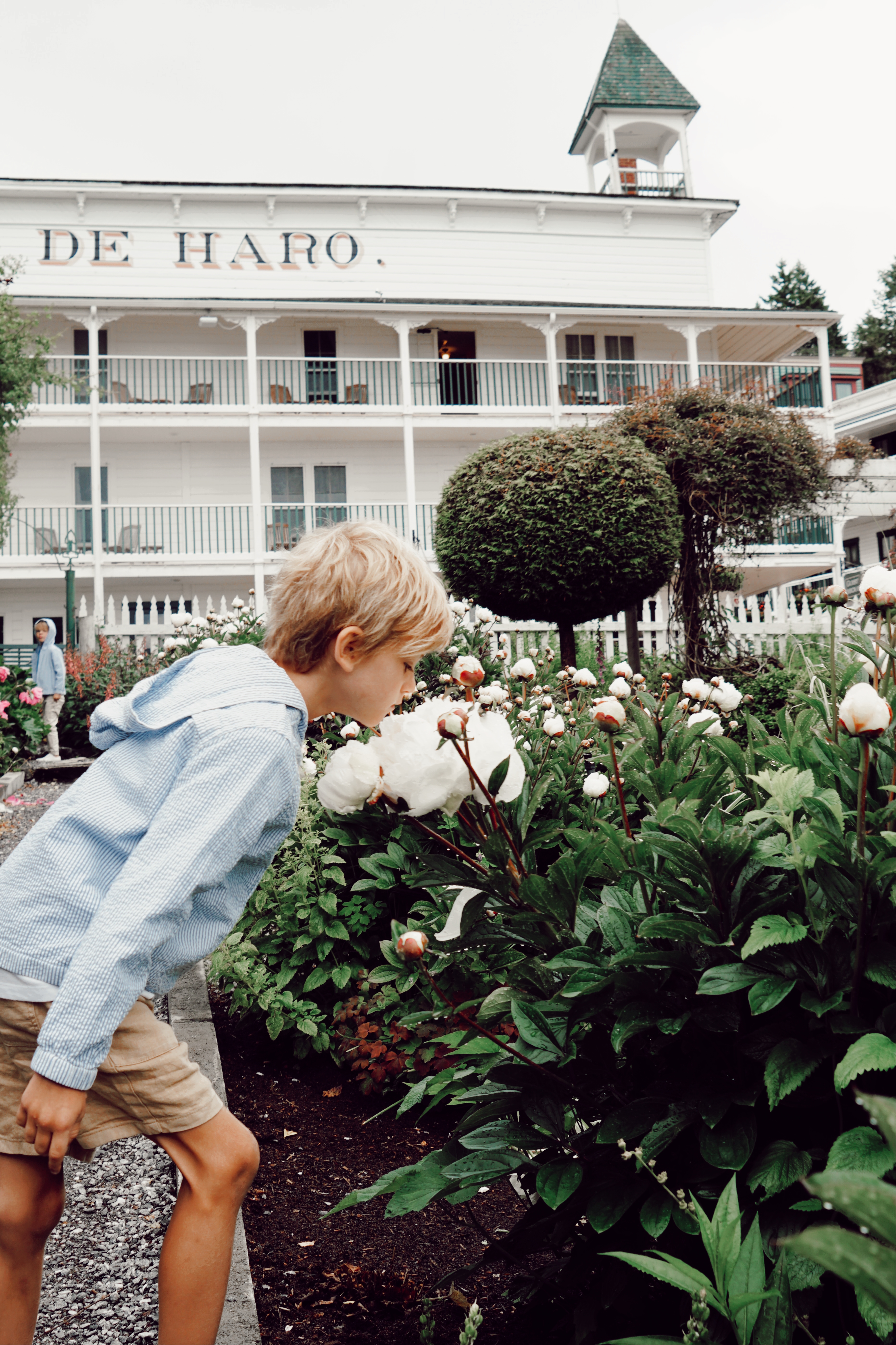 D1389772-1D45-4C3C-A99C-43E184F61C21